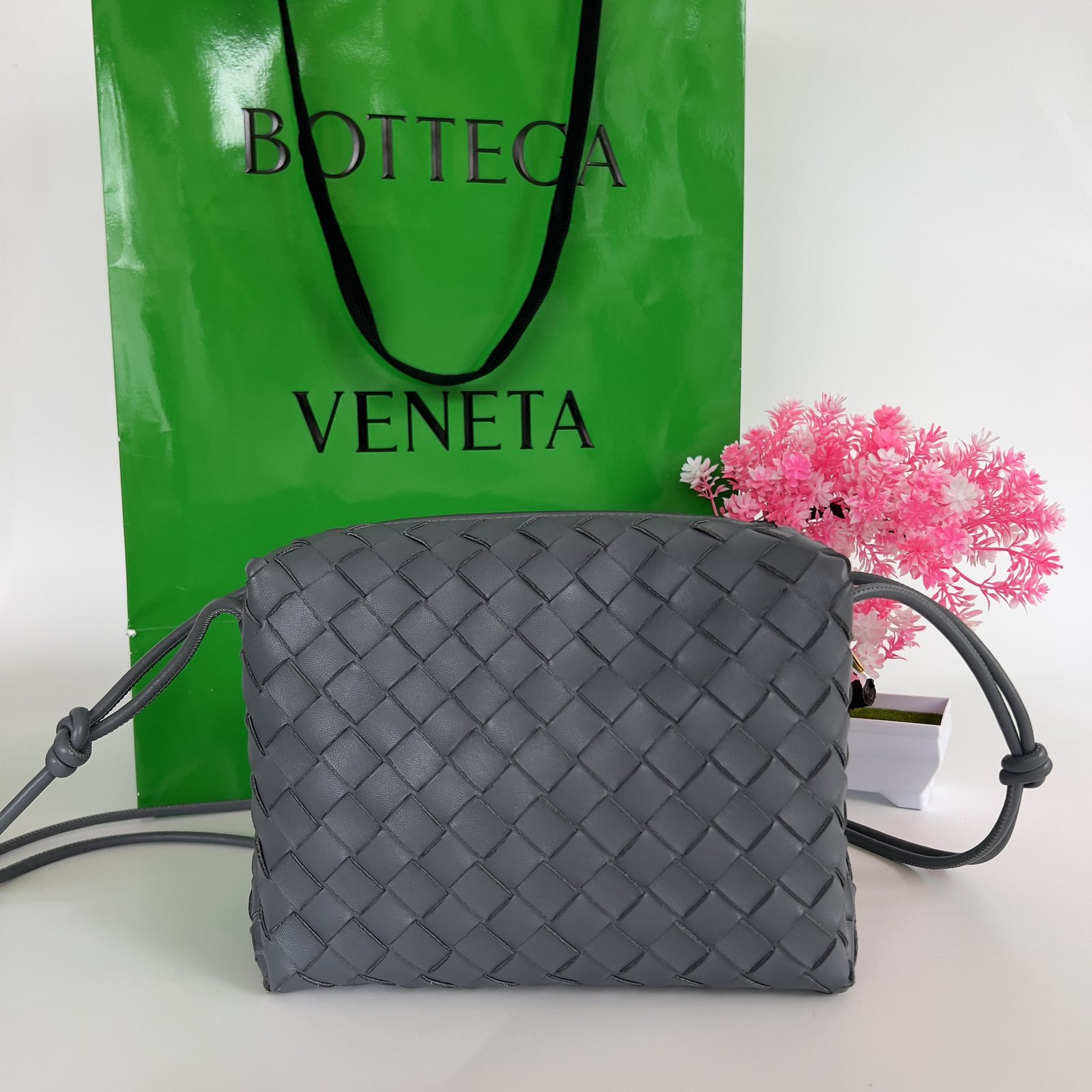 $3000 wire. New Bottega Veneta Medium Loop Bag Ink Blue Nappa Intrecciato  Dark Gold Hardware measuring 39cm by 35cm by 8cm. …