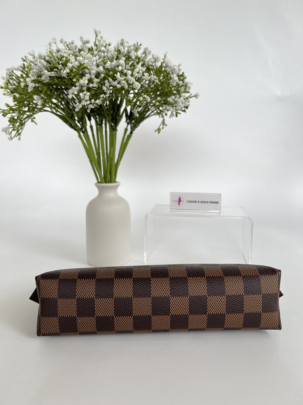 Louis Vuitton Damier Ebene Cosmetic Pouch GM ○ Labellov ○ Buy and Sell  Authentic Luxury